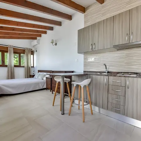 Ortenbach Guest house *