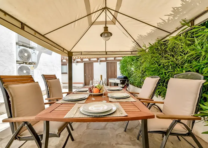 Ortenbach Konukevi 4*